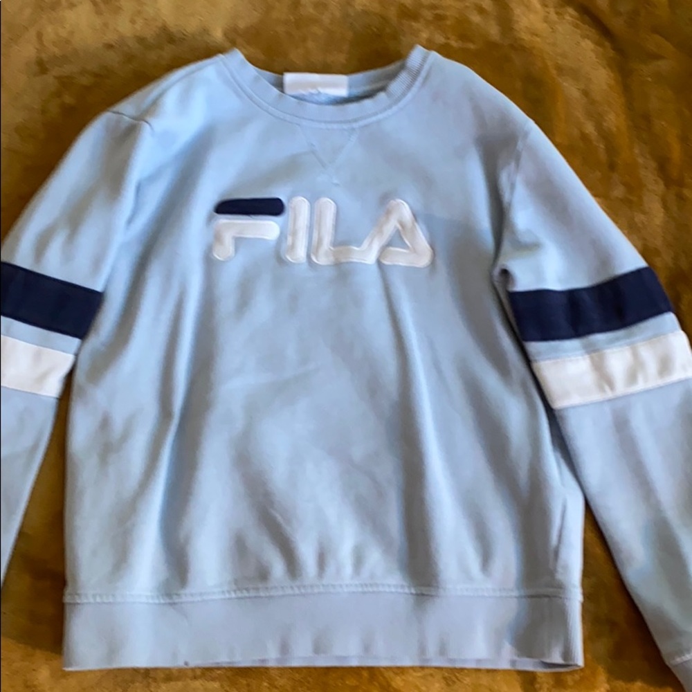 I am selling a light blue Fila sweater